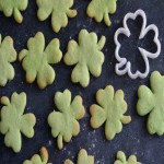 17 mars : C'est la St Patrick ! 🍀
On en profite pour préparer quelques biscuits maison pour provoquer la chance. 
Ils seront verts et en forme de trèfles à quatre feuilles bien sûr ! 

 #stpatrick #stpatricks #stpatricksday #stpatricksday2024 #laboiteacookies #biscuitsdécorés
