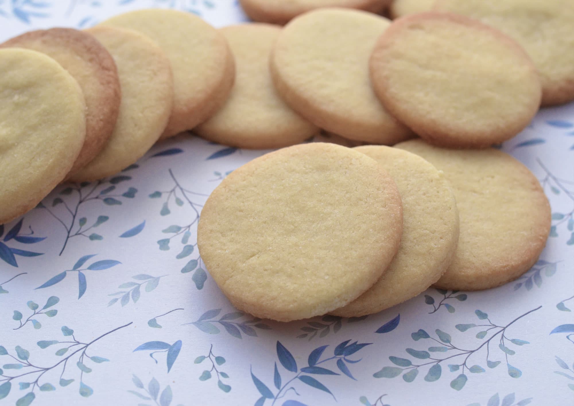 Sugar Cookies originaux et faciles avec les emporte-pièces