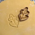 Oak leaf cookie cutter