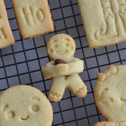 Gingerbread Man cookie cutter Almond holder