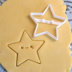 Kawaii star cookie cutter