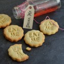 Eat me cookie cutter - Alice in Wonderland