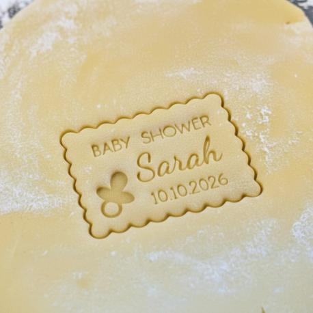 Petit Beurre Custom cookie cutter with name and flower - Personalized