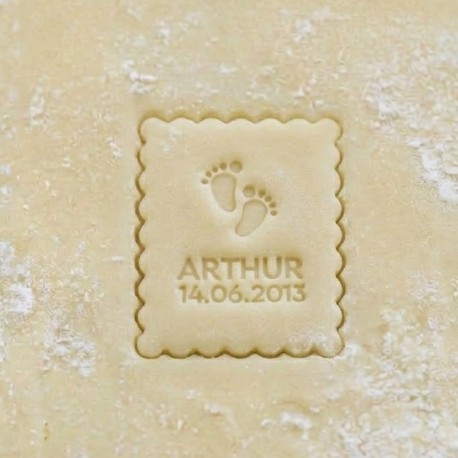 Petit Beurre Custom cookie cutter with name and flower - Personalized