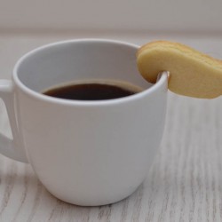 Wing cookie cutter - To hang on a mug